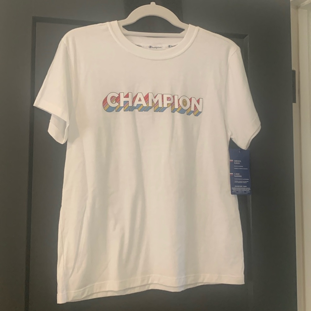 NWT Champion short sleeve Classic Tee. Size S